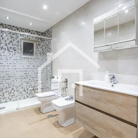 Atico Quintana Ii - Con Terraza, En El Centro Con Wifi Y Garaje Appartement Oviedo