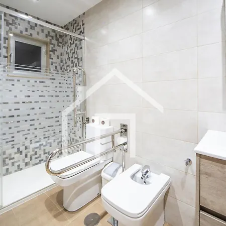 Appartement Atico Quintana Ii - Con Terraza, En El Centro Con Wifi Y Garaje