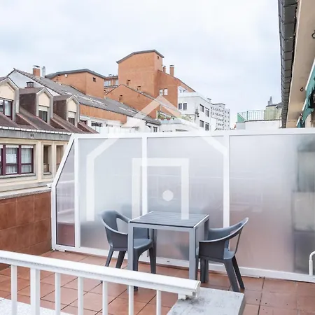 Apartment Atico Quintana Ii - Con Terraza, En El Centro Con Wifi Y Garaje