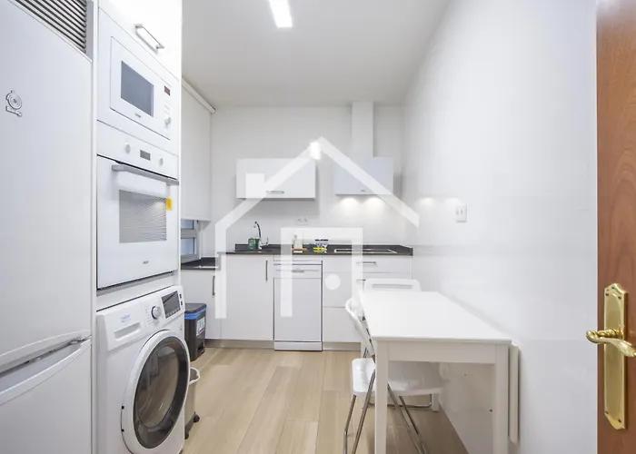 شقة Atico Quintana Ii - Con Terraza, En El Centro Con Wifi Y Garaje